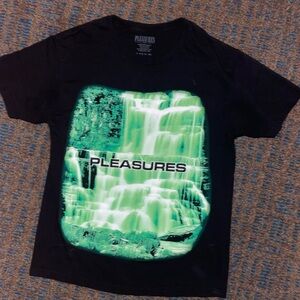 Pleasures Black Waterfall Tee PRE-OWNED Men’s Size Large